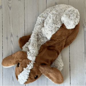 Floofers kaninen kalle set oppefra - find ro med tyngdebamser